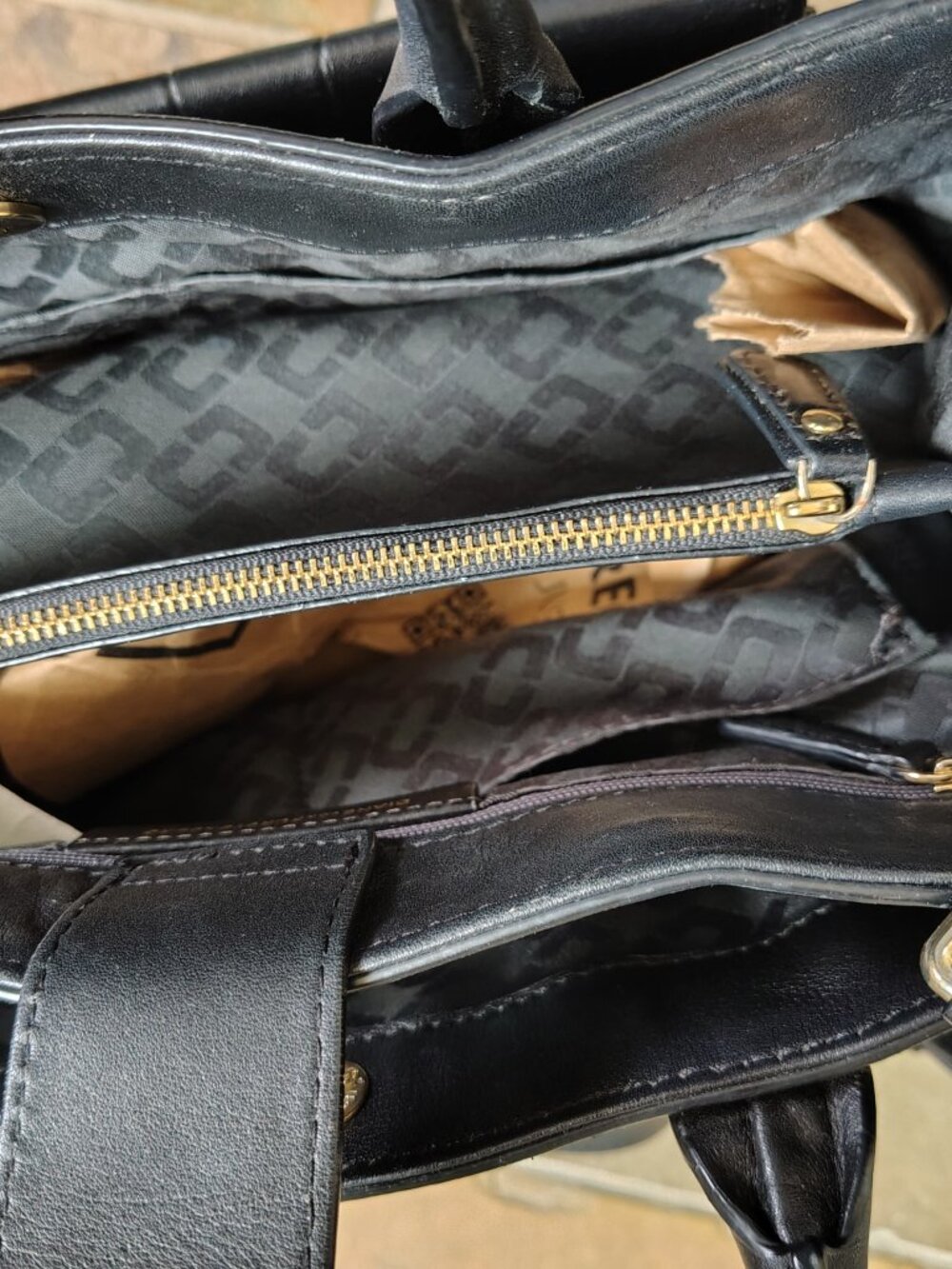 Diane Von Furstenberg 440 Secret Agent Bag - Picture 7 of 13